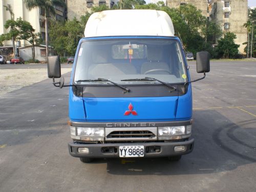 晉嘉貨車出租_新堅達六倫