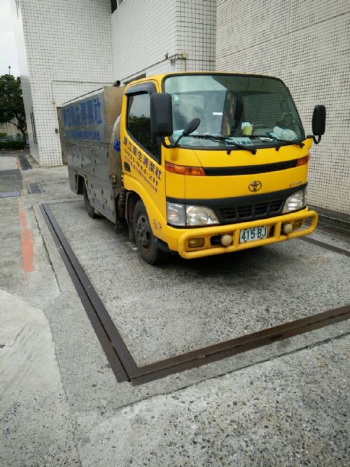中型水肥車照
