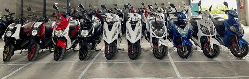 每台機車皆標示租24小時價佫